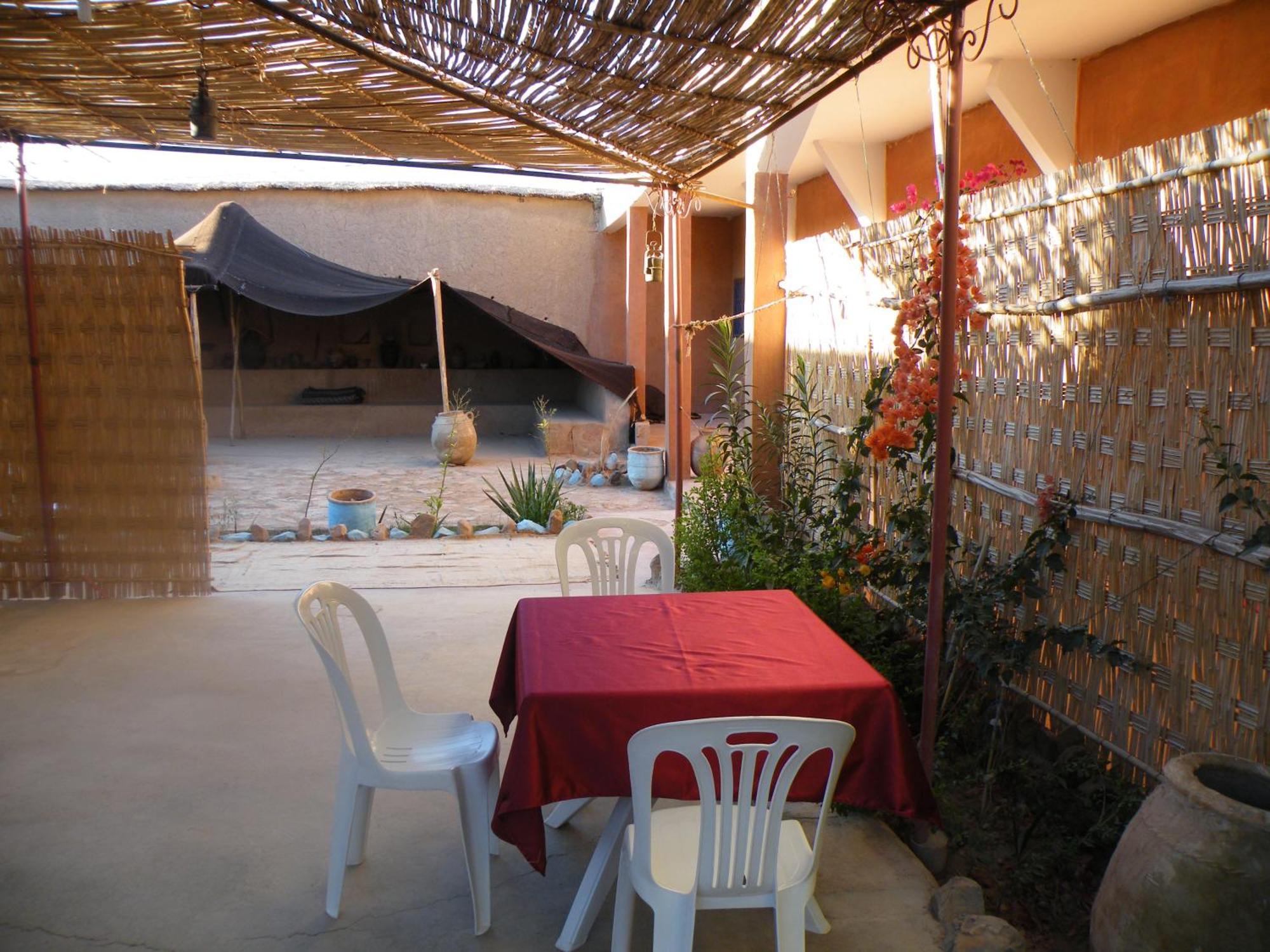 Auberge L'Oasis Foum Zguid Extérieur photo